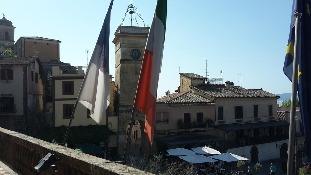 Relax In Piazzetta Casa E Appartamento Per Vacanze Trevignano Romano Δωμάτιο φωτογραφία