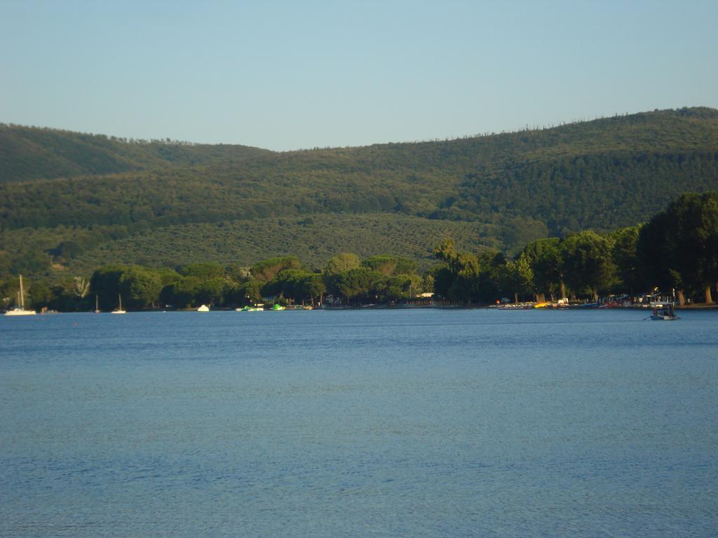 Relax In Piazzetta Casa E Appartamento Per Vacanze Trevignano Romano Εξωτερικό φωτογραφία